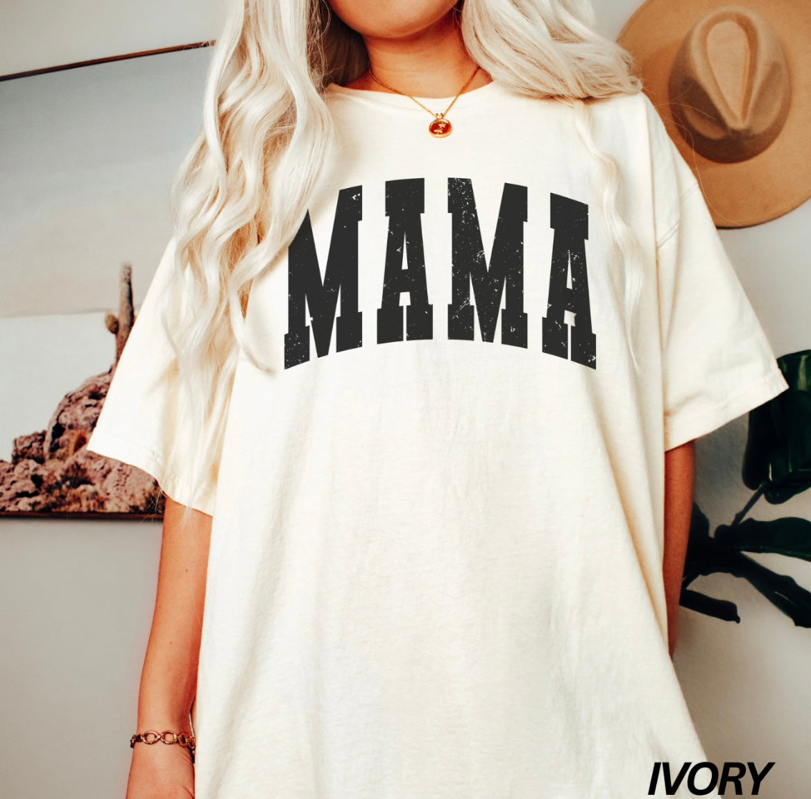 DISTRESSED MAMA OVERSIZED TEE