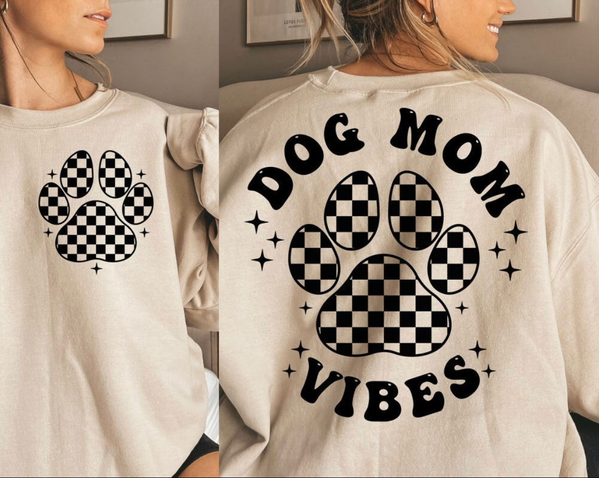 CHECKERED DOG MOM VIBES