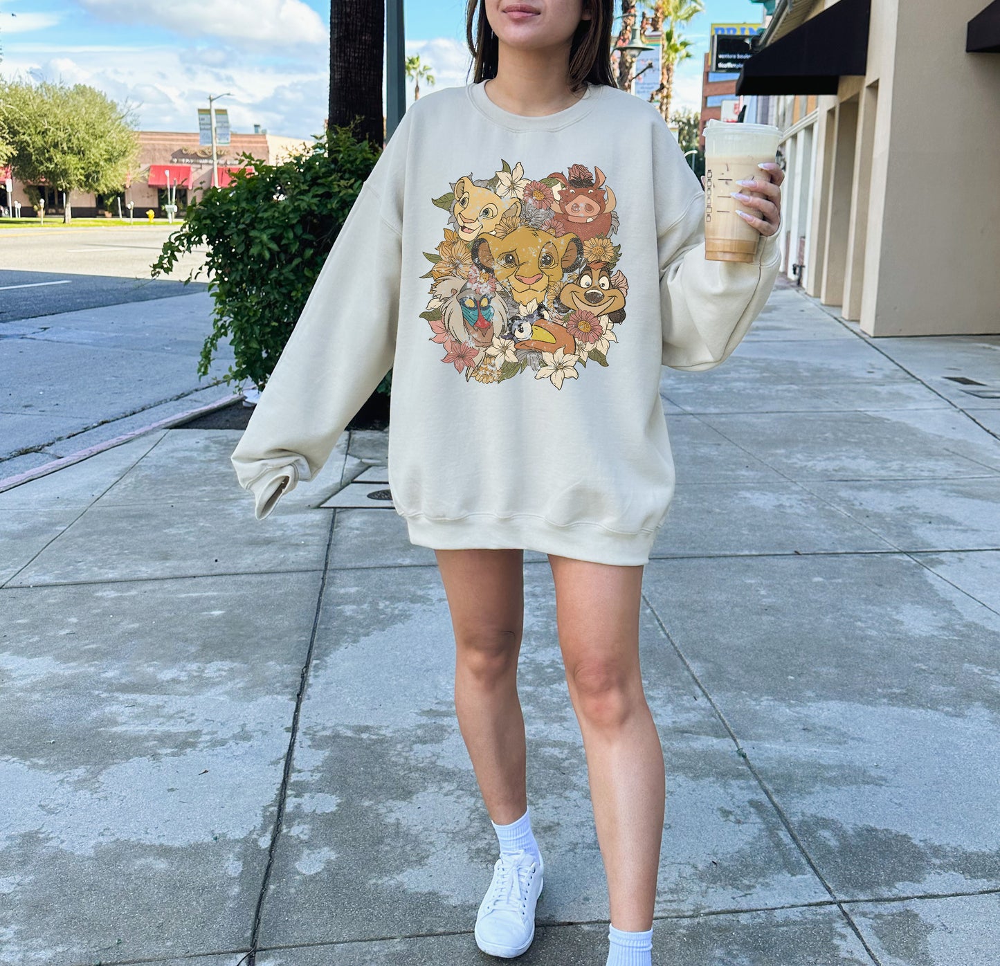 RETRO LION KING-Crewneck