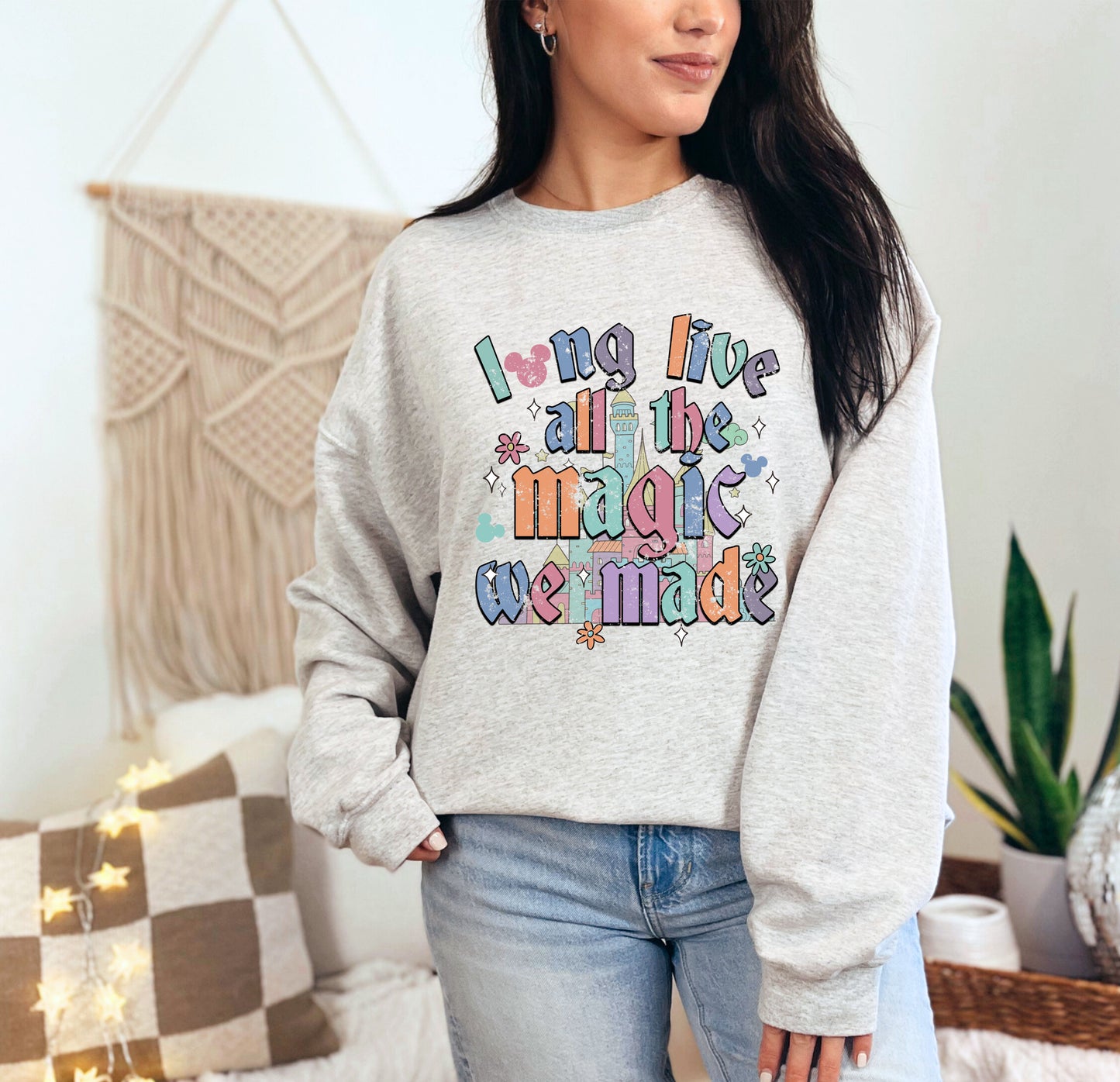 ALL THE MEMORIES MADE- Crewneck