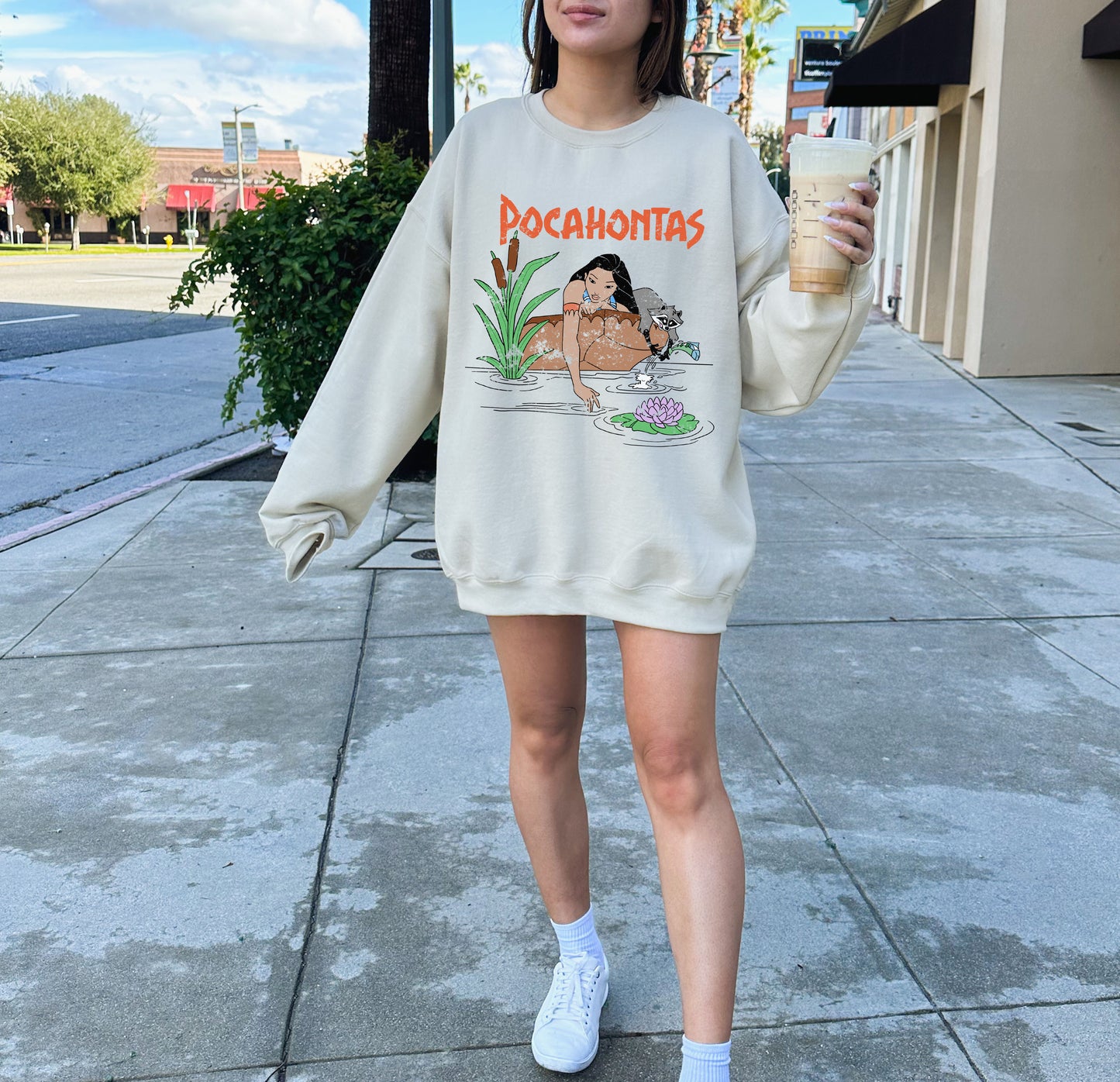 RETRO POCAHONTAS -Crewneck