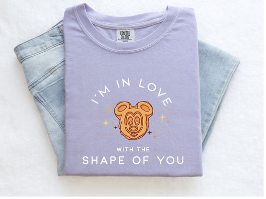 I'M IN ♡ WITH THE SHAPE OF YOU TEE